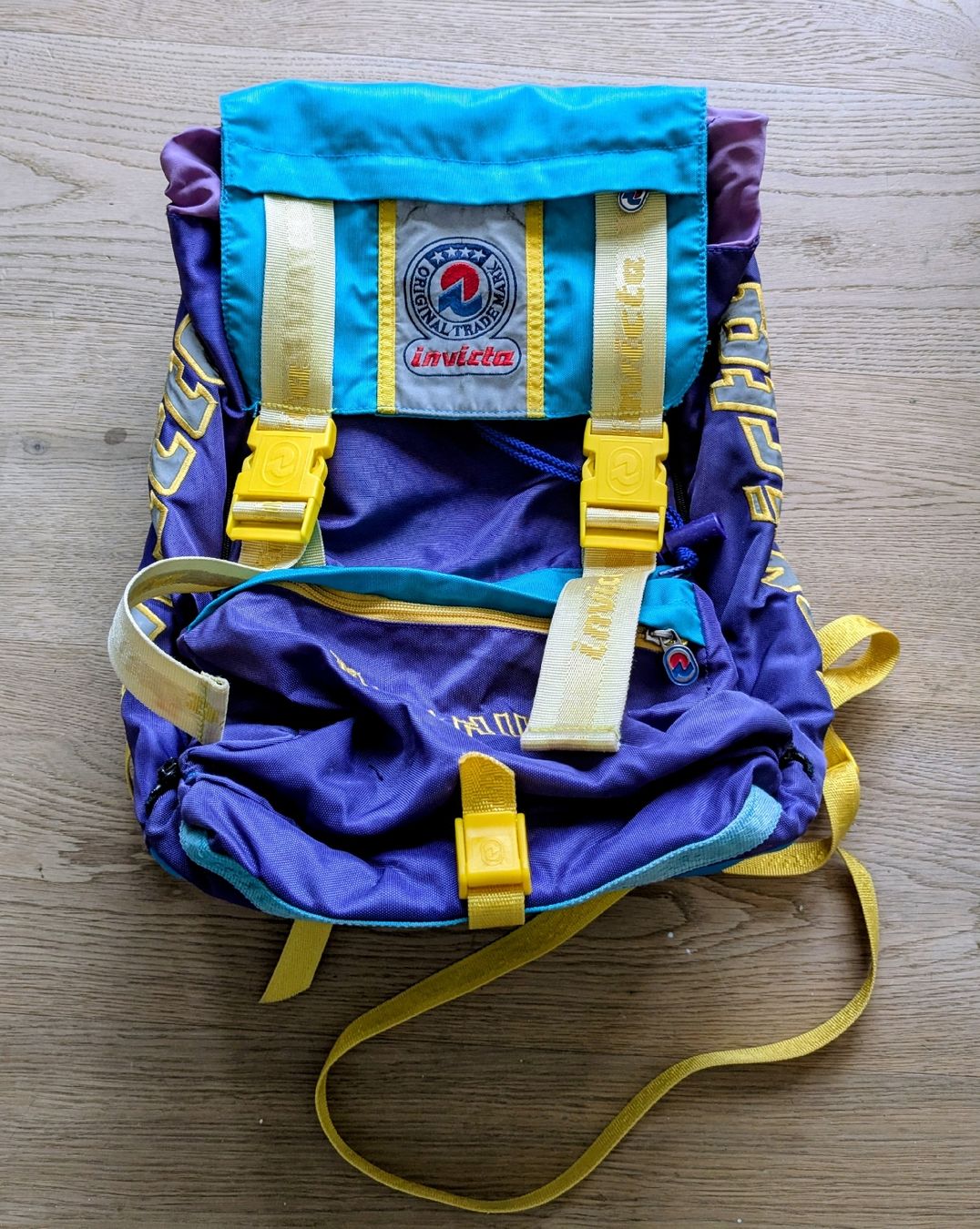 Invicta Zaini: Invicta backpack – Usato da Kloten venduto da nad_ys78