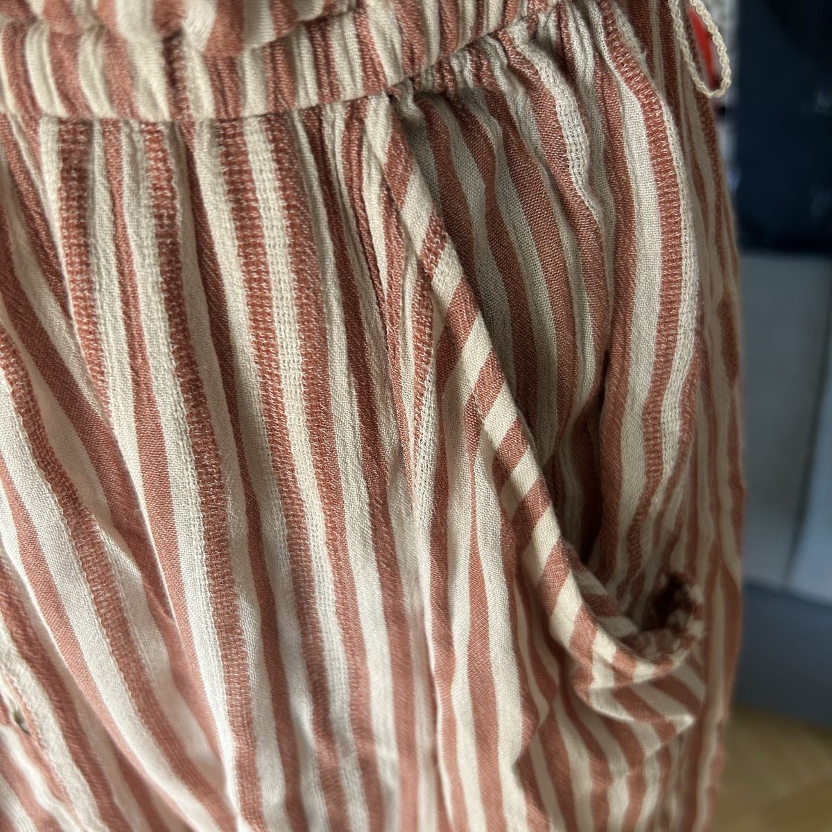 Vestiti: AMERICAN EAGLE robe ❣️ M – Usato da Fribourg venduto da ficelle_de_luge 4