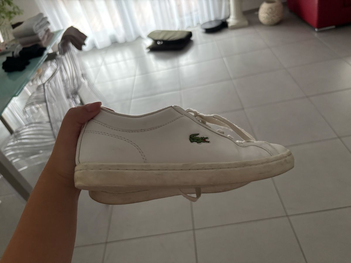 Lacoste Chaussures femmes: Lacoste Sneakers 39.5 – D'occasion à Oberrüti par chi_68h7
