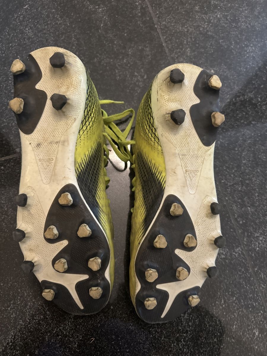 Altro in Alpinismo & Escursioni: Fussbal Schuhe Adidas gr.40 – Usato da Oberägeri venduto da Loup18 2
