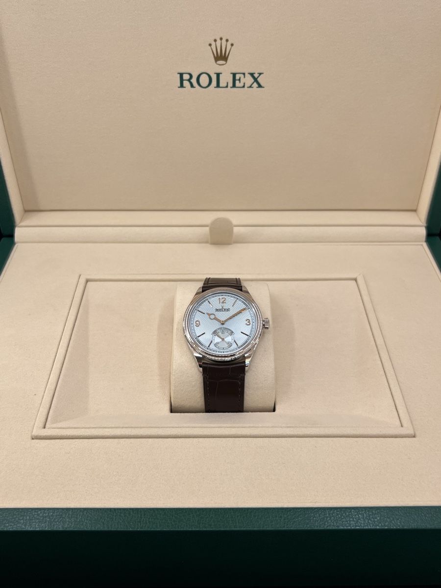 Rolex Orologi: Rolex 1908 Platin 2025 NEU – Nuovo e nell'imballaggio originale da Zürich venduto da Centralwatches 1
