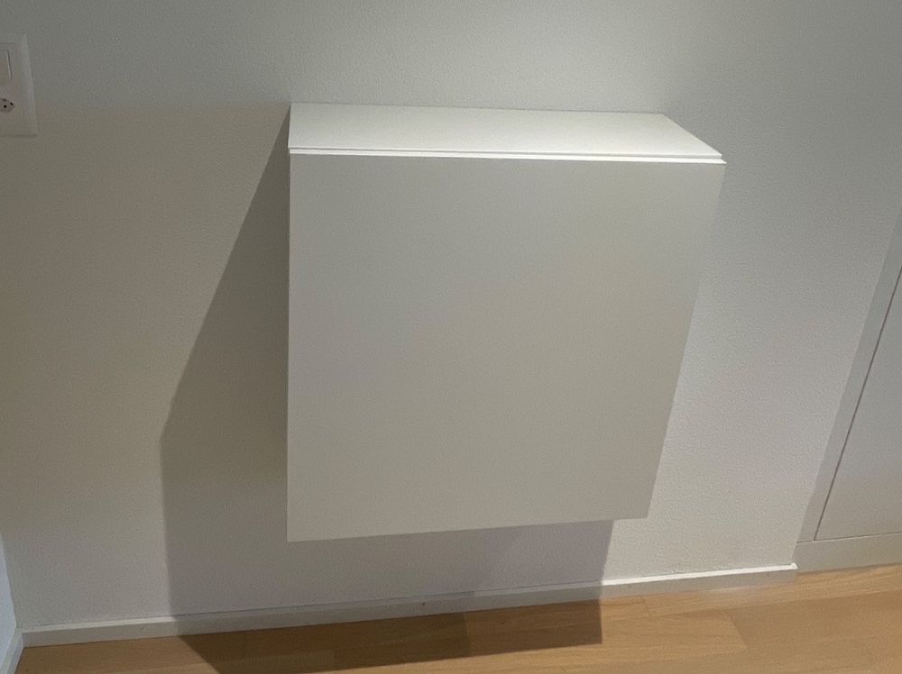 Ikea Besta Hangeschrank