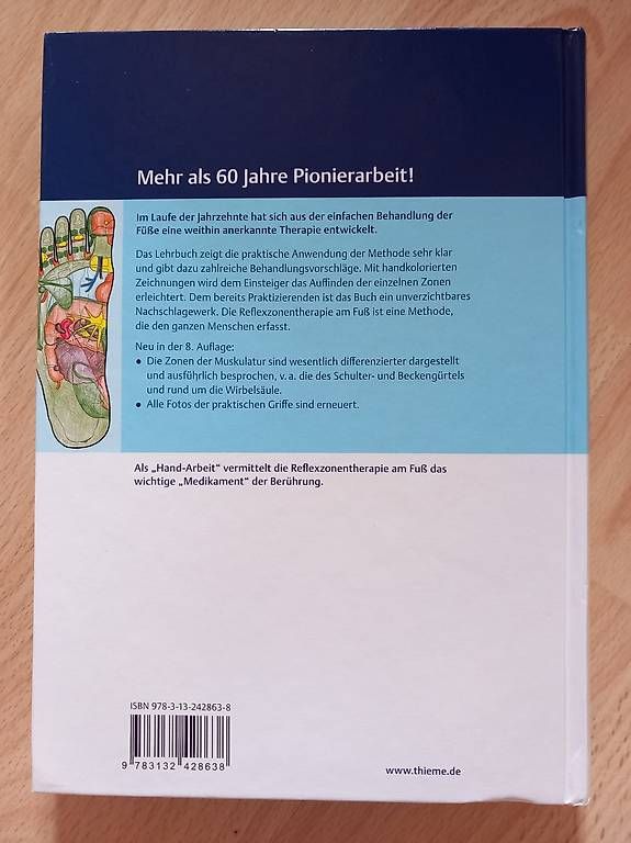 Libri: Lehrbuch Reflexzonentherapie am Fuss – Usato da Gwatt (Thun) venduto da Tigi09 1