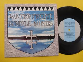 Simple Minds – Waterfront