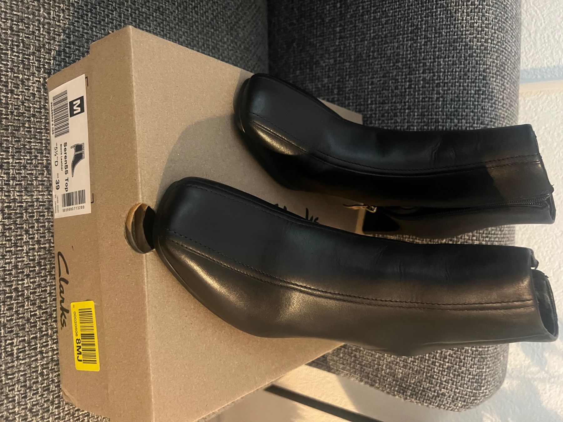 Clarks Scarpe da donna: NEU CLARKS Seren55 Top - 39 – Usato da Zürich venduto da Walllstreet
