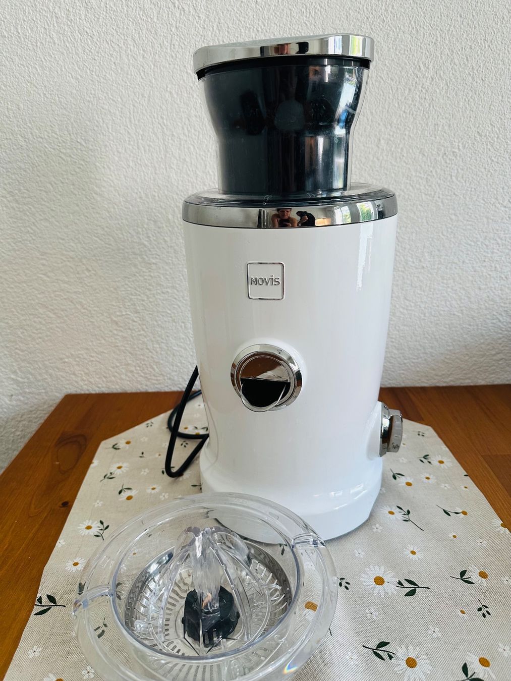Novis Küchengeräte: Novis Vita Juicer Entsafter – Gebraucht aus Kirchberg SG von tika