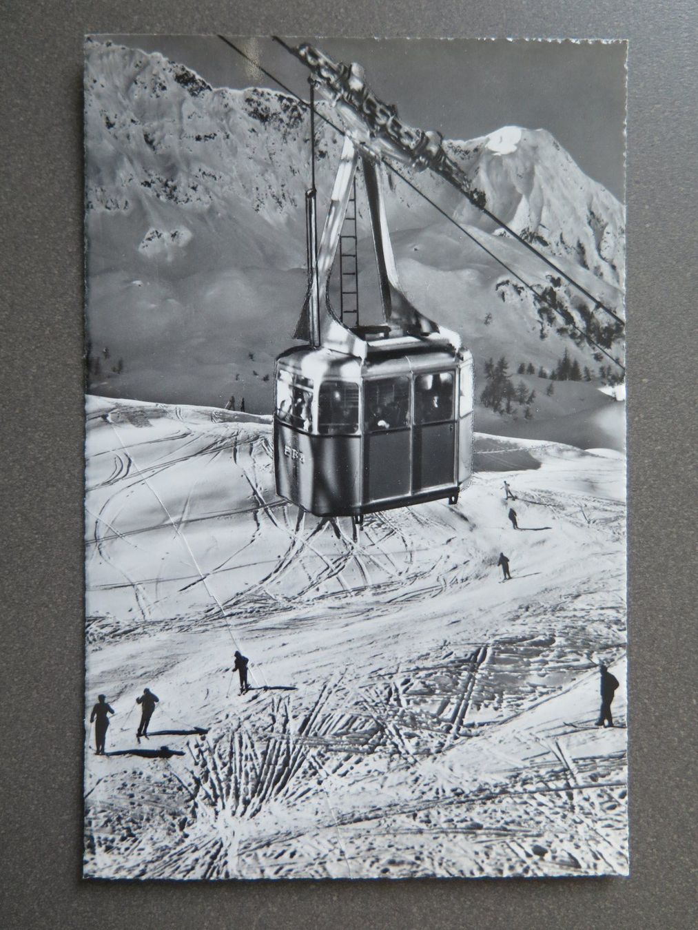 Cartoline postali: AIROLO - FUNIVIA AIROLO - LUFTSEILBAHN – Usato da Wittenbach venduto da lipasal
