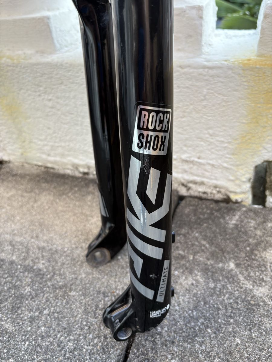 Rockshox Ersatzteile: Fourche Rockshox Pike Ultimate 150mm – Gebraucht aus Corseaux von dow_s6cj 4
