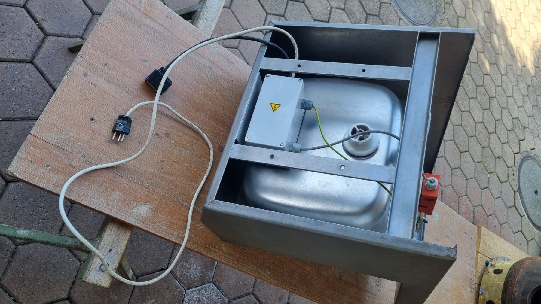 Lavabi & lavandini: Handwaschbecken mit Sensor – Usato da Rickenbach LU venduto da erli75 4