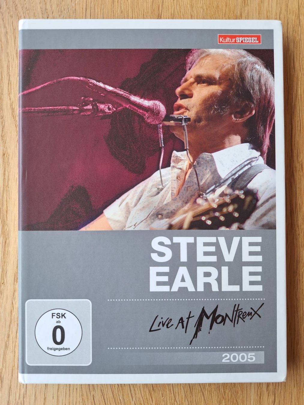 Tutti i DVDs: Steve Earle - Live at Montreux 2005 – Usato da Meggen venduto da Ricardokoch