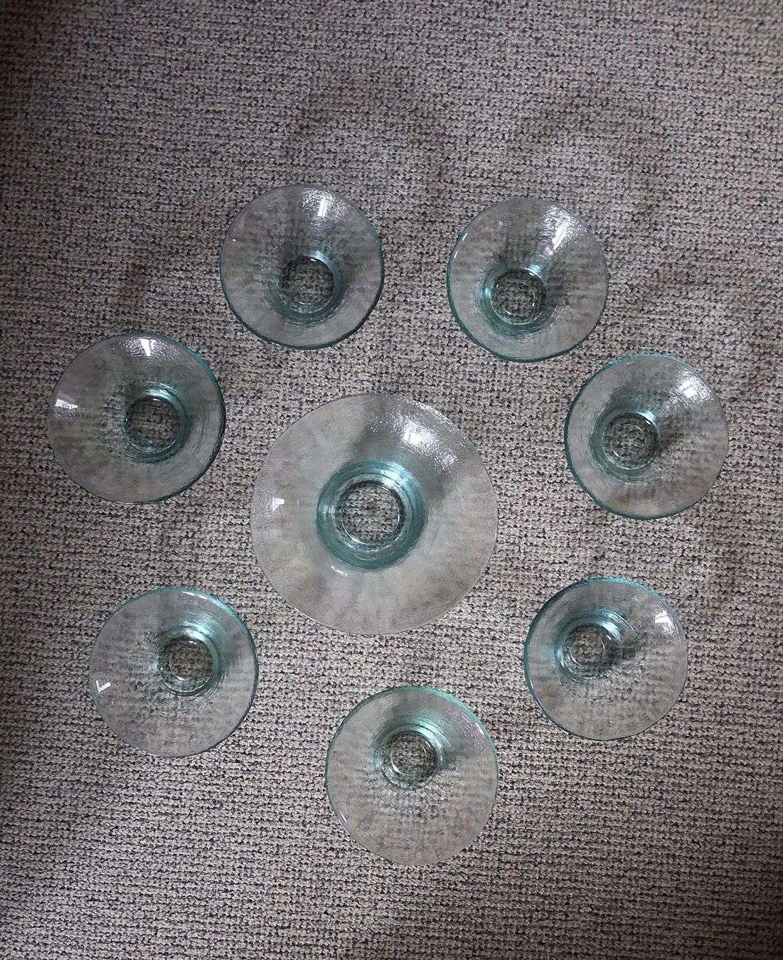 Set di piatti: Vintage Glas-Schälchen Set (7 klein, 1 gross)) – Nuovo (secondo la descrizione) da Wald ZH venduto da e8e