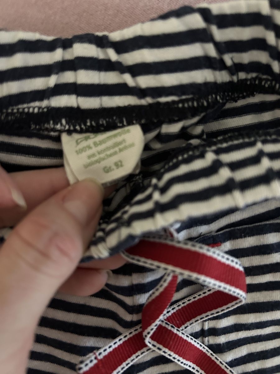 Alana Pantaloni: Alana Shorts 92 – Usato da St. Gallen venduto da oli_ryy9 2