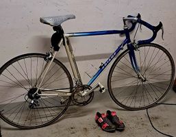 Klassisches Rennvelo Kristall, Top Zustand, Shimano 600