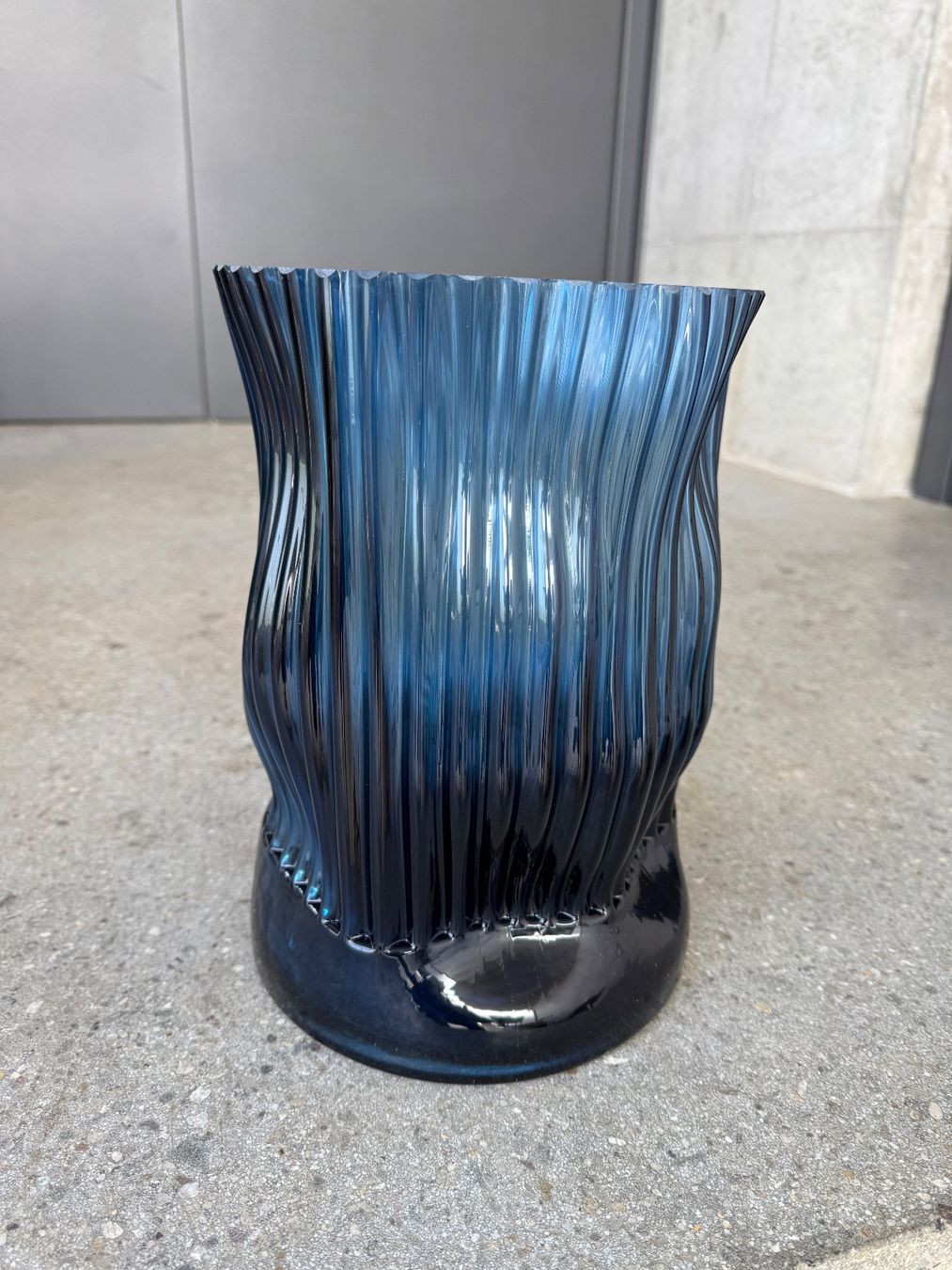 Lambert Vasi & Recipienti: Blaue Vase MILANI von LAMBERT – Nuovo e nell'imballaggio originale da Triboltingen venduto da Lavazza9