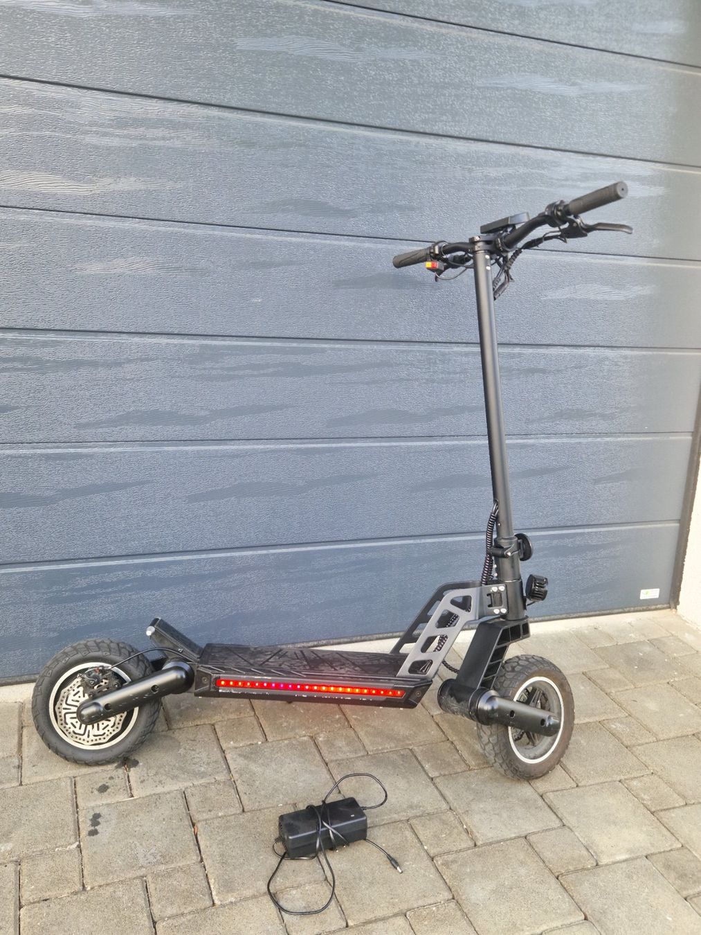 Scooter: E-SCOOTER Vmax R40 E Scooter 1000 Watt – Usato da Balgach venduto da Samki595 4