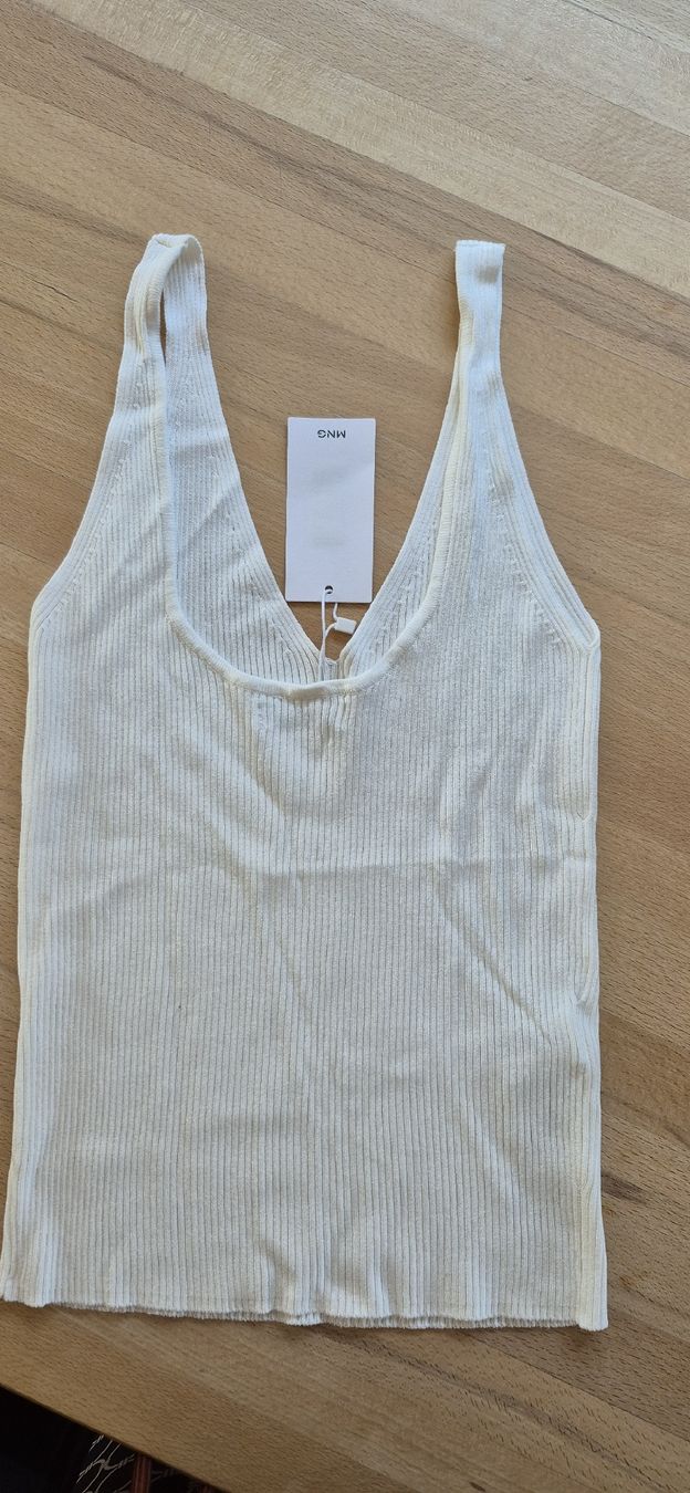 Mango Top: Mango Strick Top, Weiss, Grösse M, Neu mit Etikett – Nuovo e nell'imballaggio originale da Wolfhausen venduto da est_m7x5 1