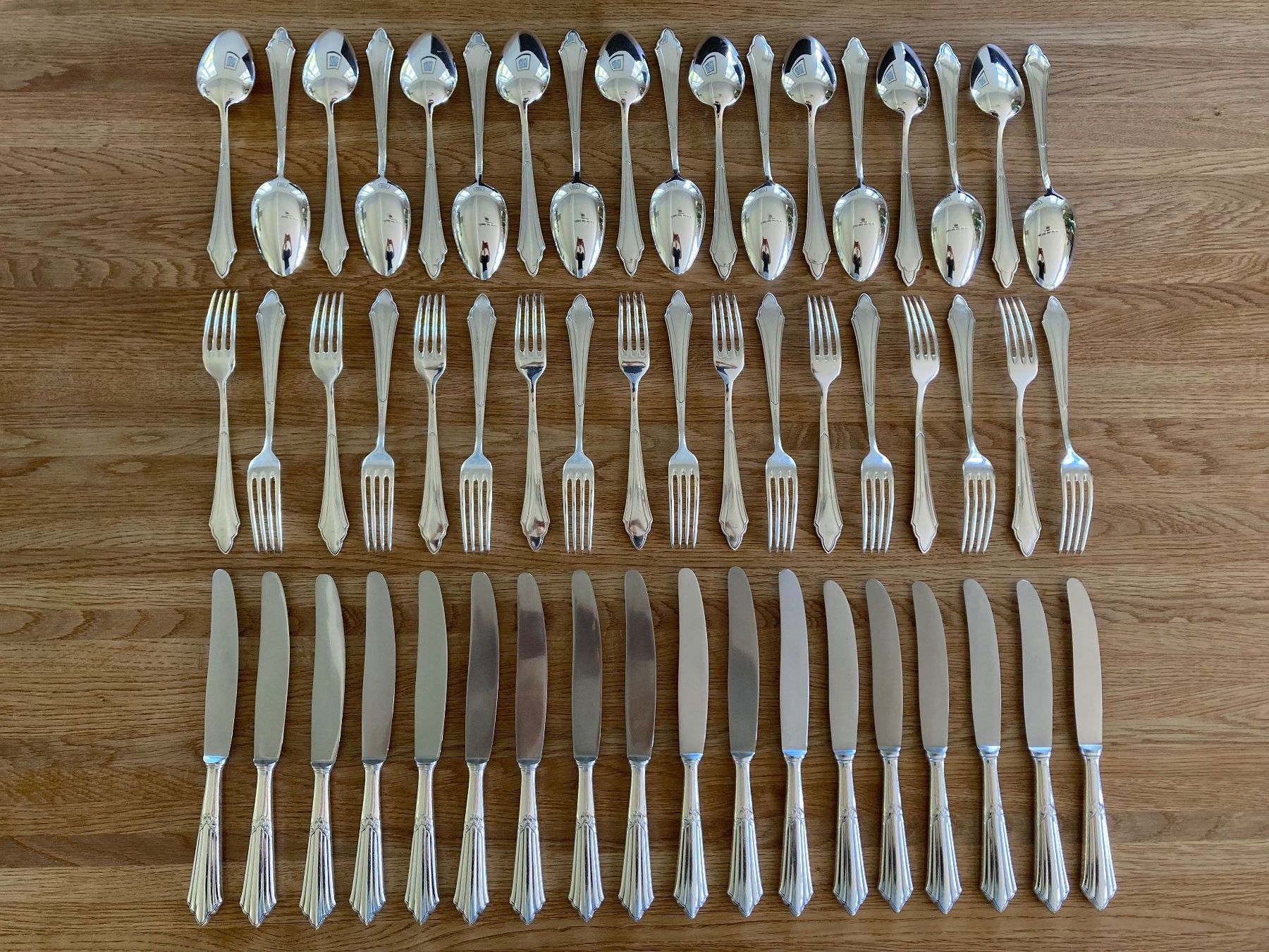 WMF Set di posate: WMF Fächer 90er Silberbesteck 216 Teile mit 2 Schubladen – Usato da Solothurn venduto da ehe_8spw 1