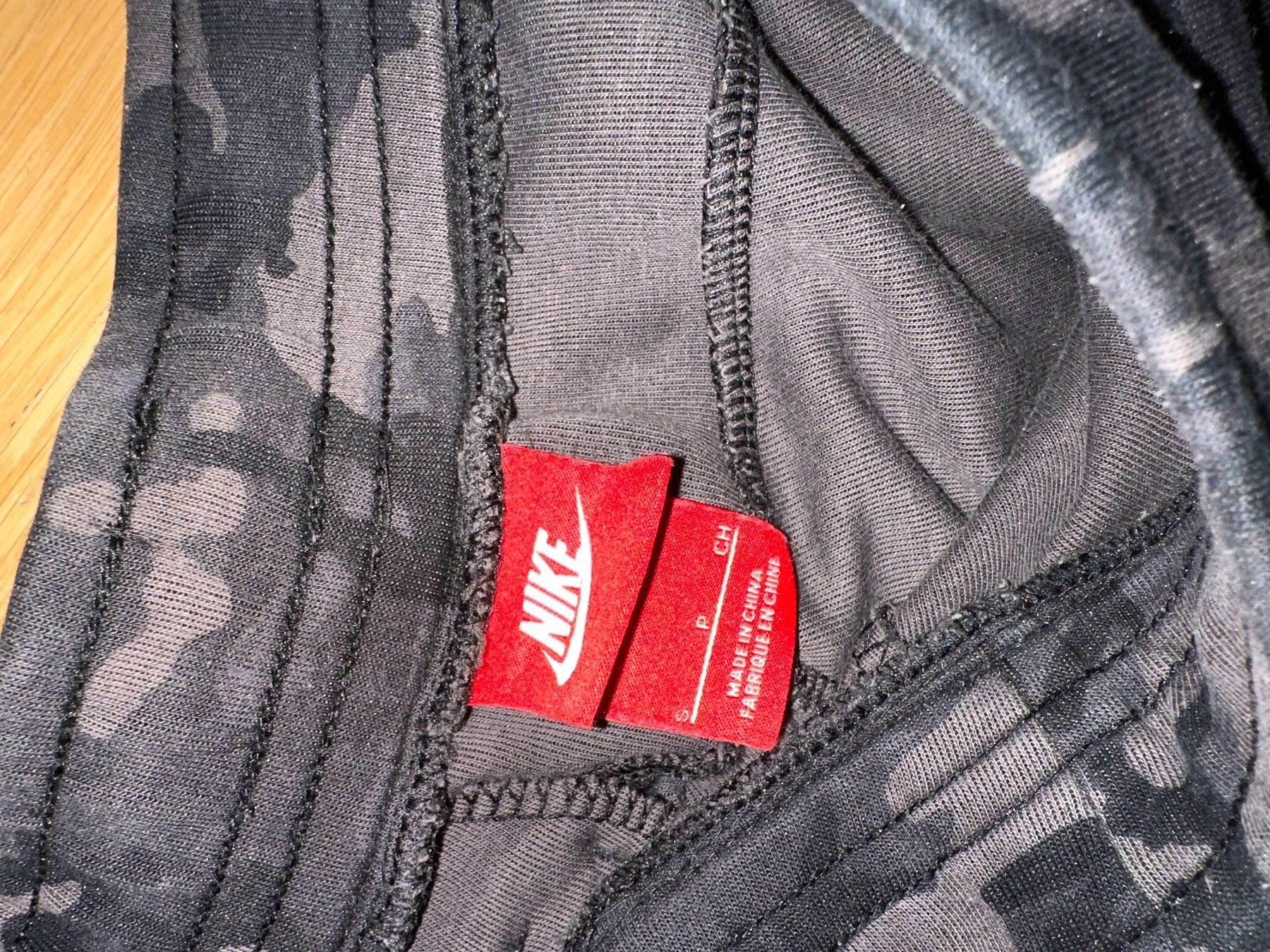 Nike Lotti di vestiti: Set Männer 2x Sporthosen Nike – Usato da Zug venduto da MC2CC 5