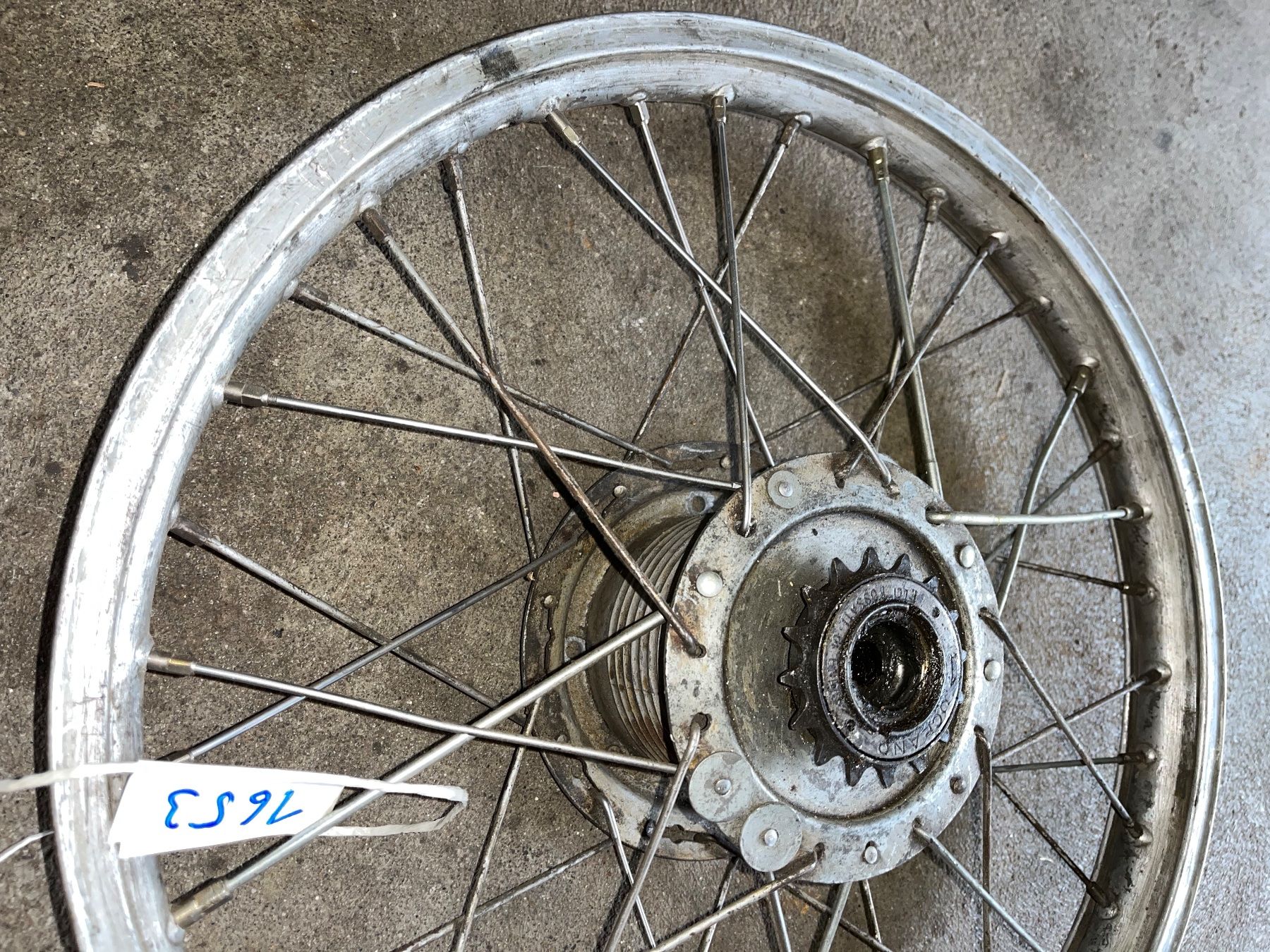 Sachs Parti ricambio per ciclomotori: Mofa Speichen Hinterrad – Usato da Fahrni b. Thun venduto da berger_tuning34 1
