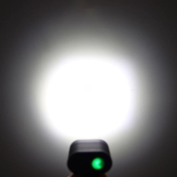 Pezzi di ricambio: 5000 Lumen Kopf Scheinwerfer – Nuovo e nell'imballaggio originale da Winterthur venduto da Neilpryde01 3