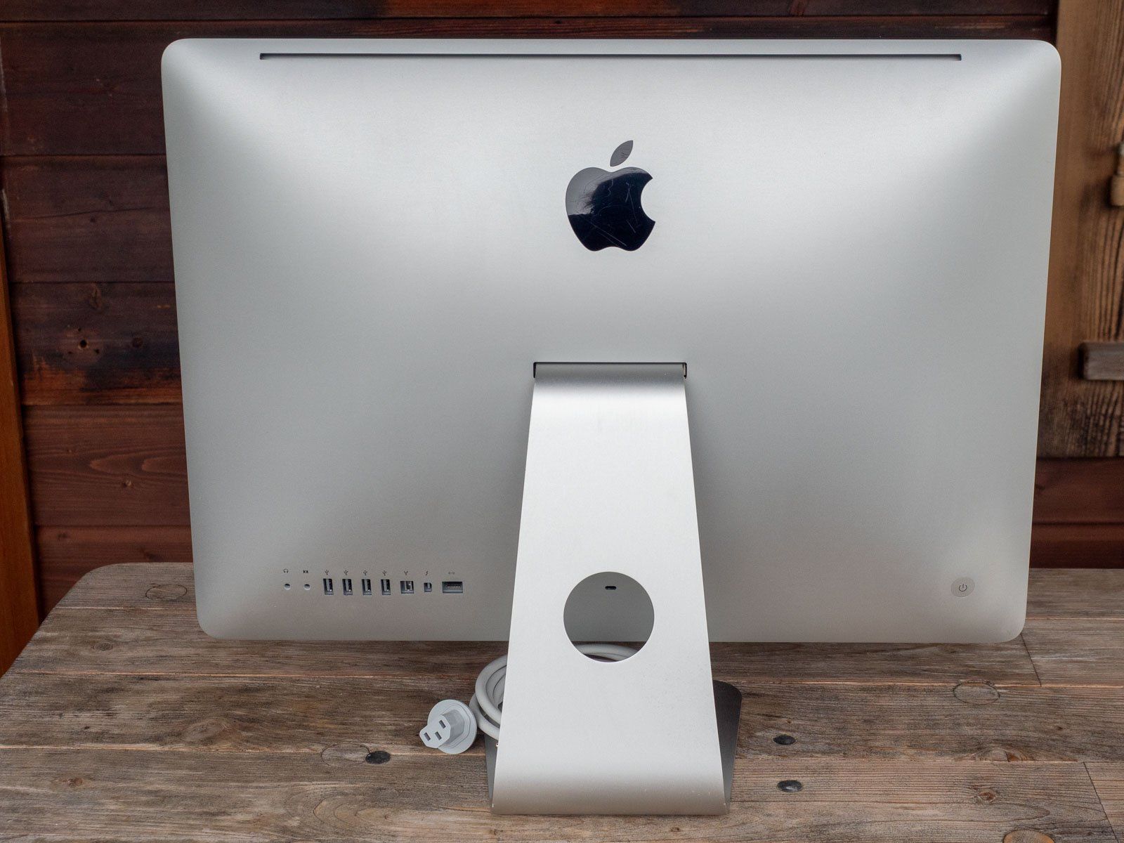 Apple PC: iMac 21.5" Intel i5 – Usato da Eschenbach LU venduto da macmala 2