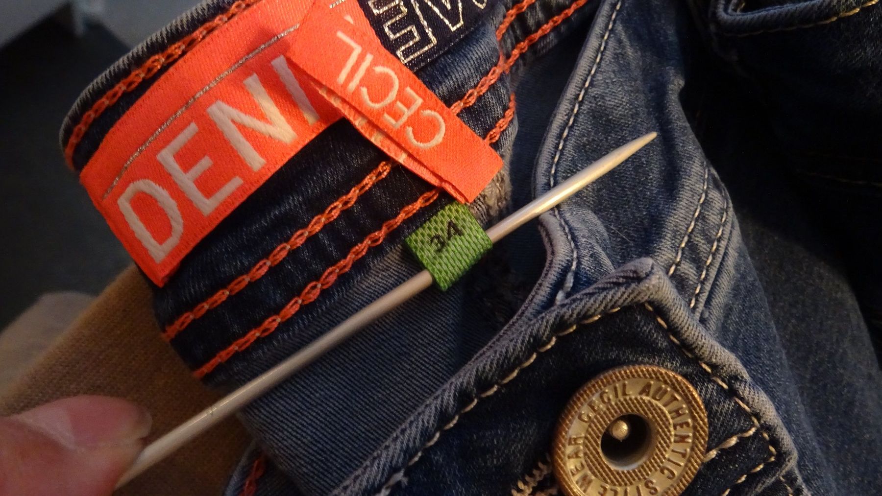 Cecil Jeans: Cecil Jeans 34 / 32 – Usato da Zürich venduto da motfz-d 2