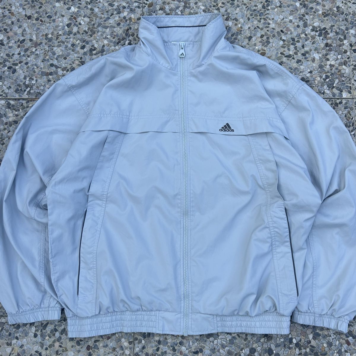Adidas Giacche: Vintage Adidas White track jacket  – Usato da brent venduto da fukusapes 2