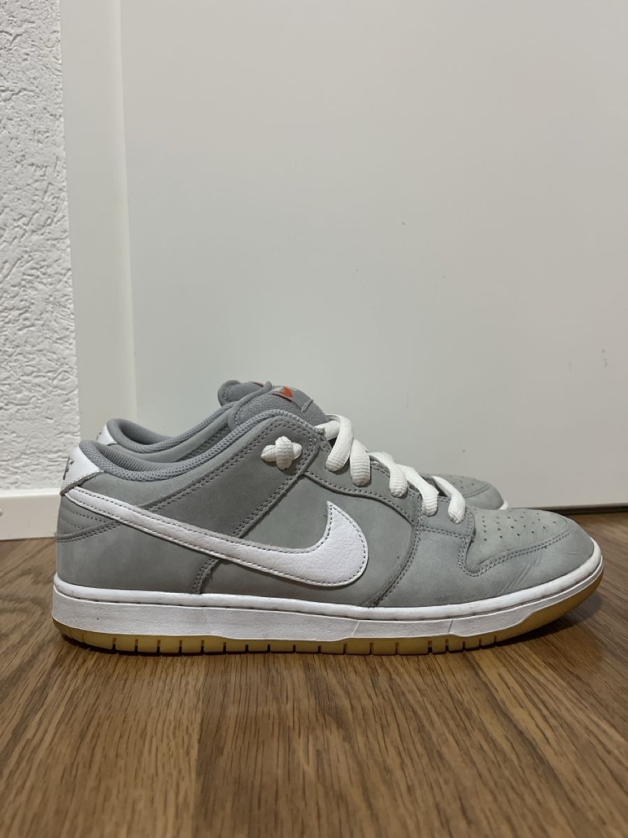 Scarpe da uomo: Nike Dunk Low ISO Grey – Nuovo (secondo la descrizione) da Chézard-St-Martin venduto da Kikof78