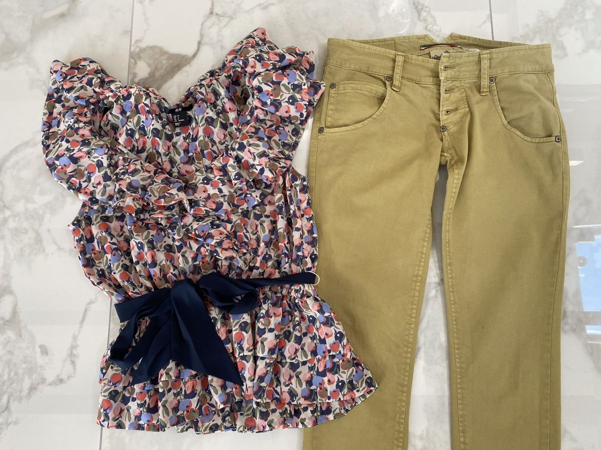 Please Jeans Pantaloni: Damenhose Please & Sommerbluse Gr. XS/S – Usato da Estavayer-le-Lac venduto da Mimmy02
