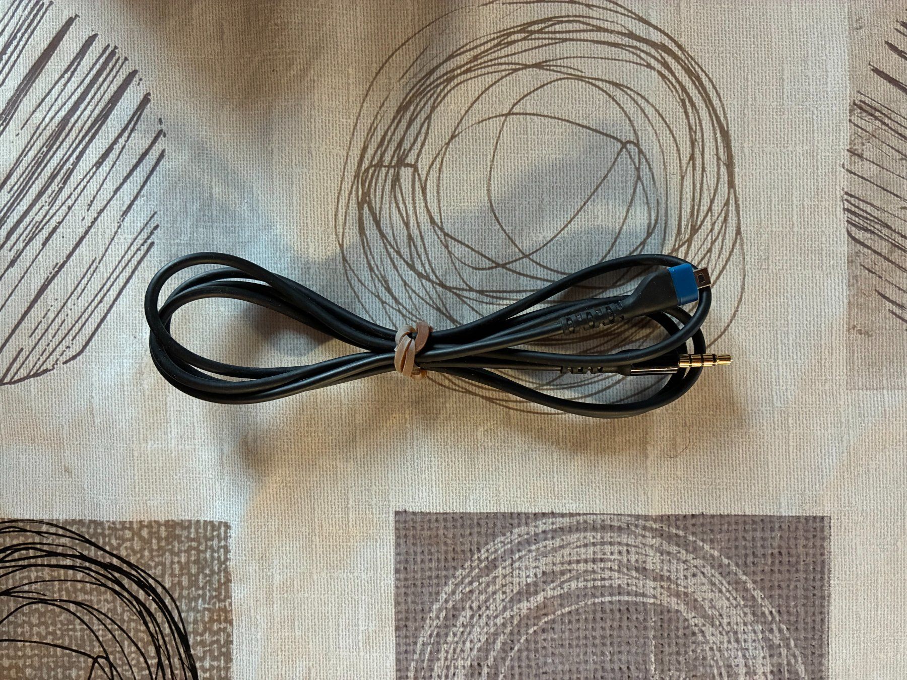Steelseries Kopfhörer: Steelseries-Headset mit Ständer – Gebraucht aus Winznau von CornelAndreas 2