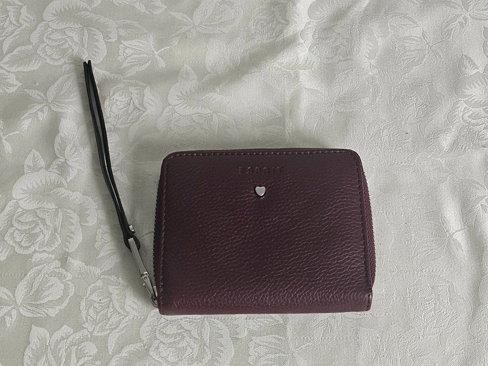 Esprit Portemonnaie: *ESPRIT * Portemonnaie Leder – Gebraucht aus Bronschhofen von David80