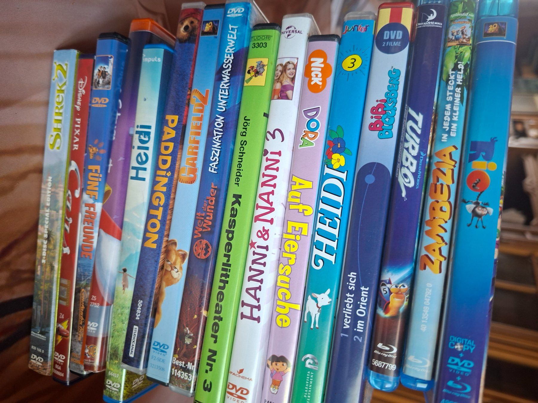 Alle DVDs: 16 Kinder DVD – Gebraucht aus Wynau von marianne034