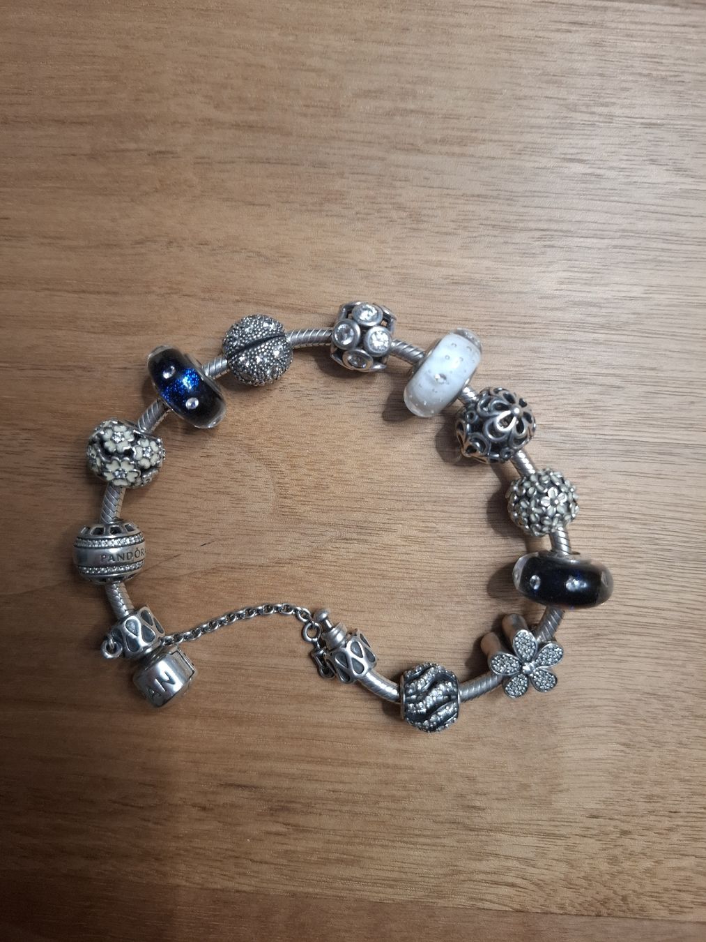 Pandora Bracciali & Braccialetti: Pandora Armbamd mit Charms – Nuovo (secondo la descrizione) da Gossau SG venduto da R6_5s7j 2