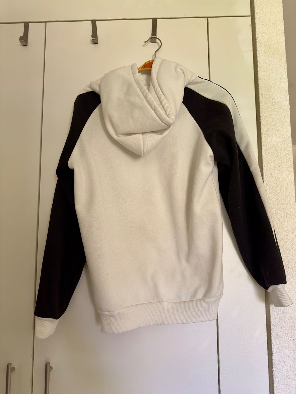 Maglioni & Felpe: Pull BTS taille M – Usato da Gilly venduto da otiik 1