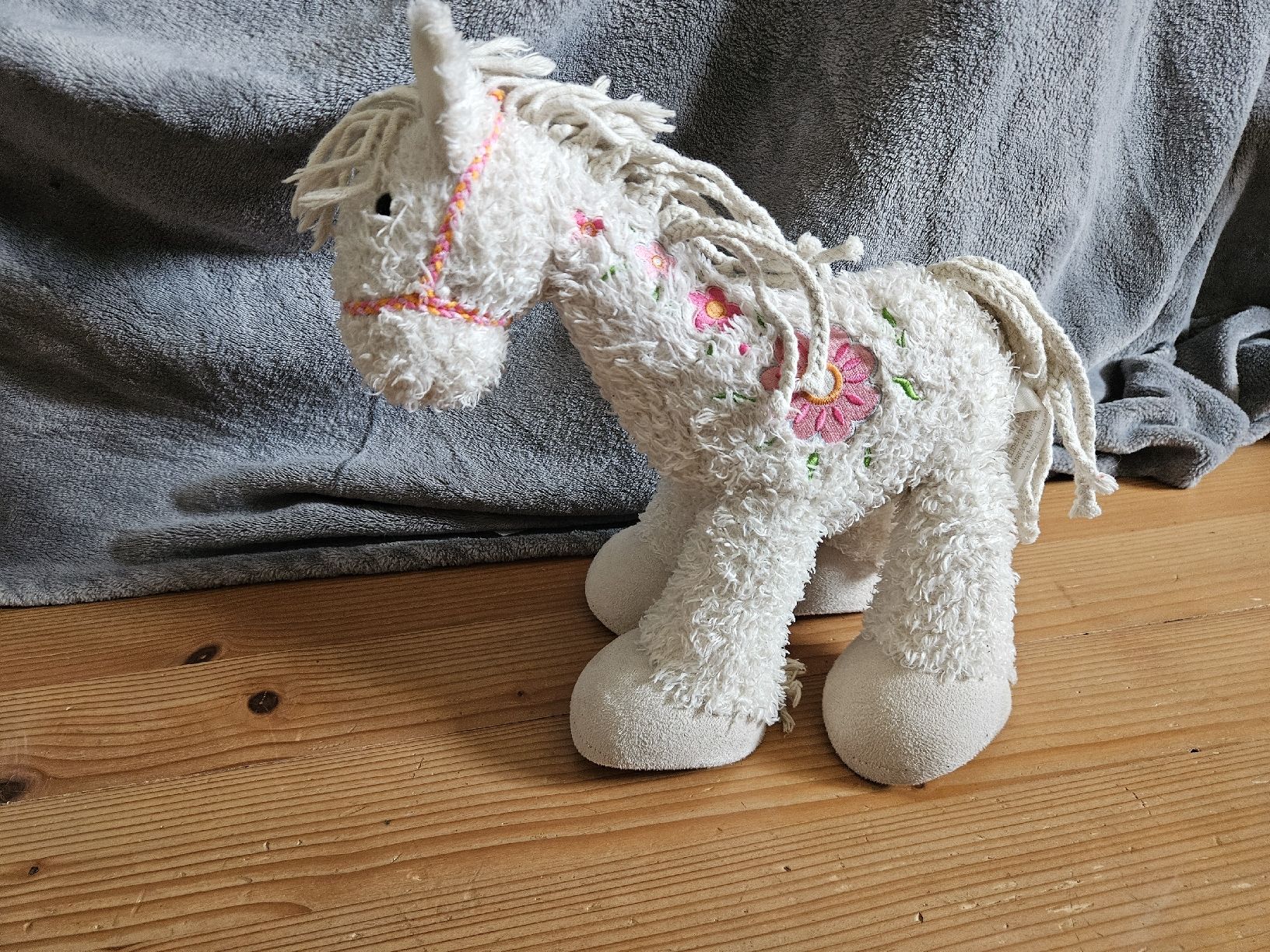 Spielzeuge: Pferd Plüschtier – Gebraucht aus Bern von Snowflake38 1