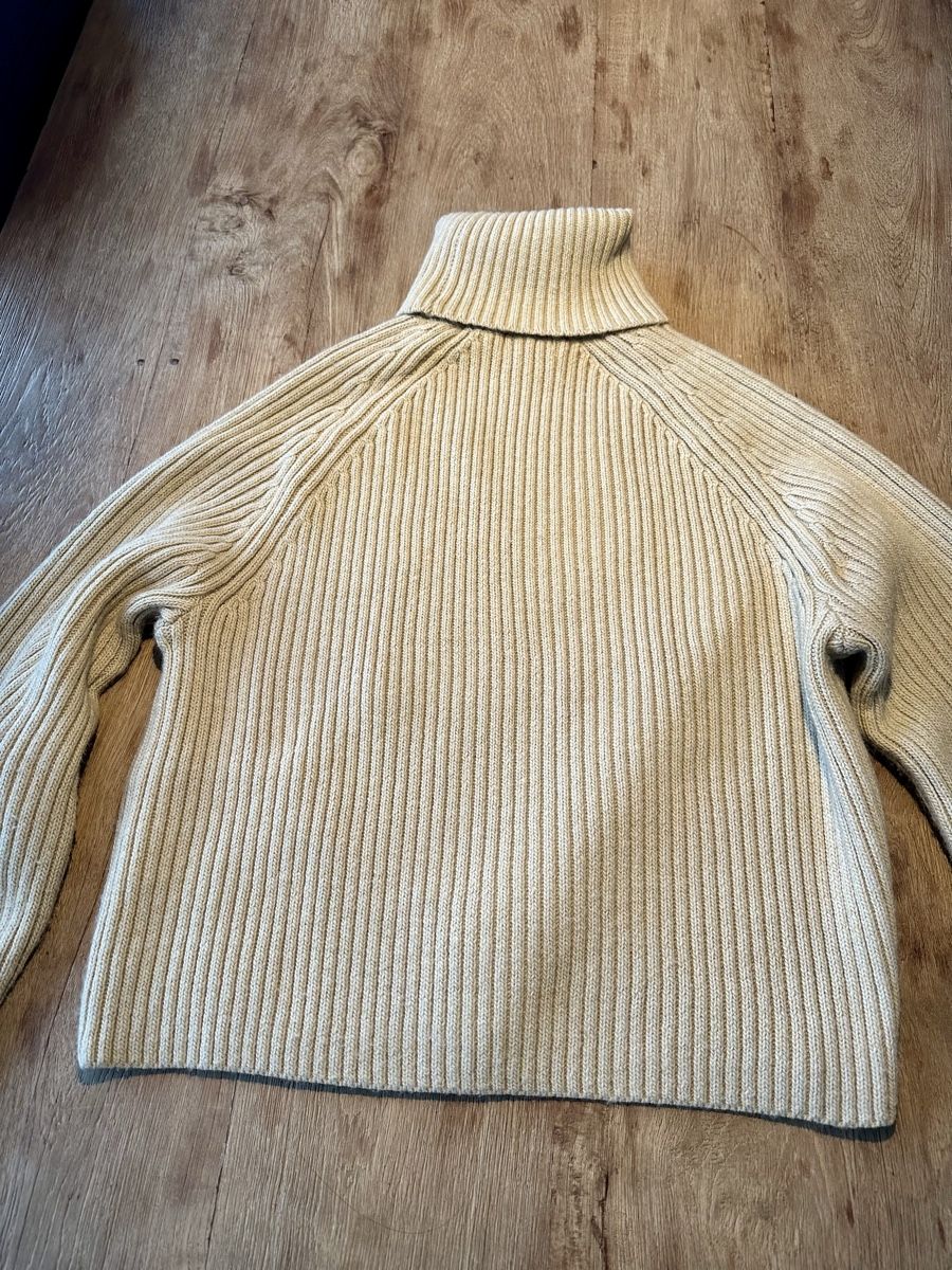 H&M Maglioni & Felpe: H&M Damen Rollkragenpullover beige Gr. S gestreift – Usato da Dänikon ZH venduto da Annikaberg 1