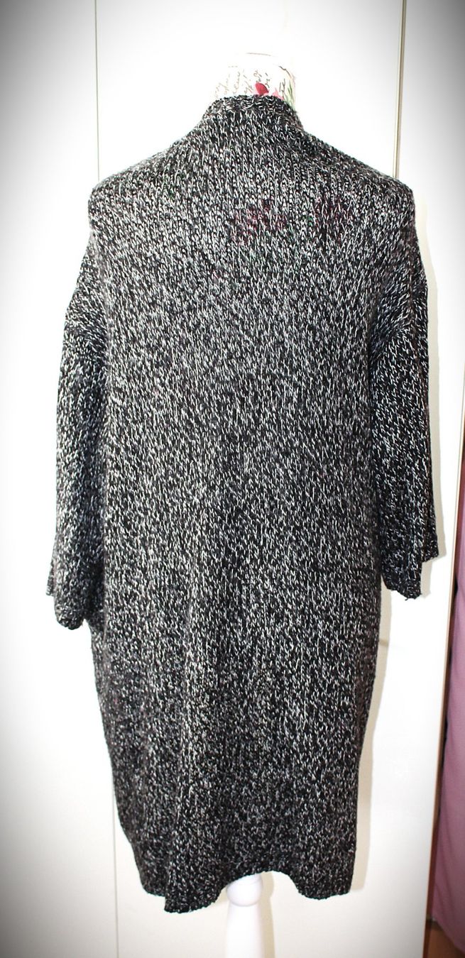 H&M Jacken: Strickjacke ★ H&M Oversize mit Taschen – Gebraucht aus Hüttwilen von pinti55 2