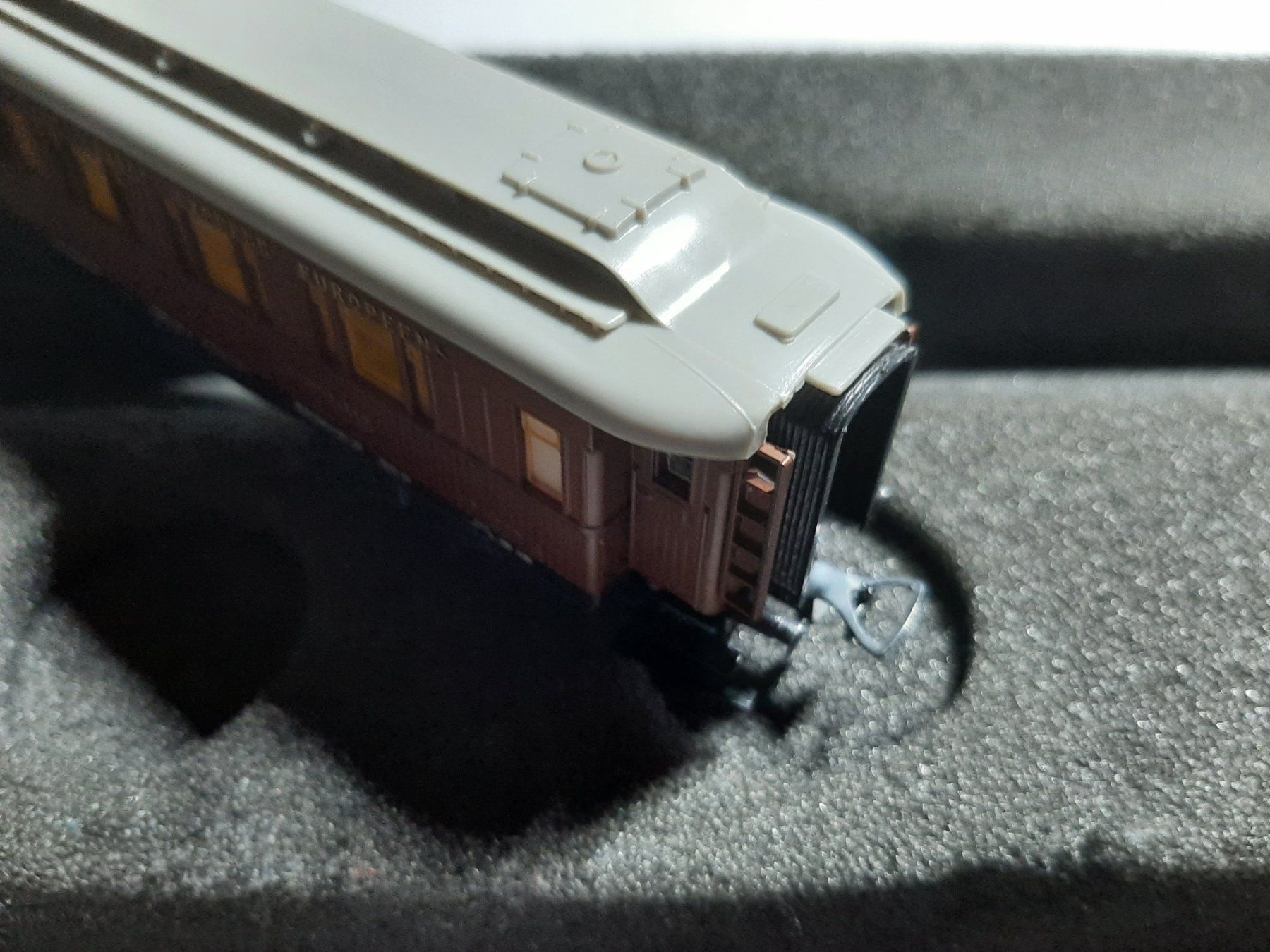 Liliput Modelleisenbahnen: LILIPUT – Gebraucht aus Avully von RIVALIS 4