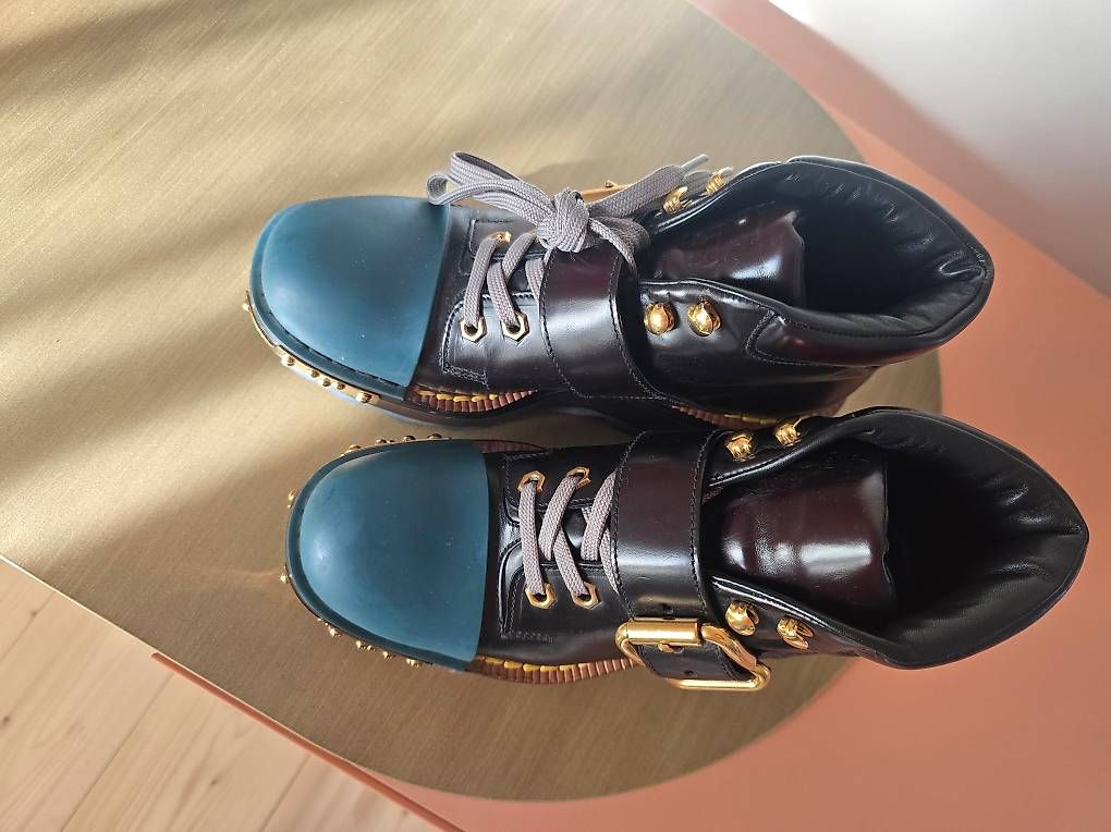 Scarpe da donna: Prada Boot 37.5 – Usato da Brienz BE venduto da Rolando3568 3