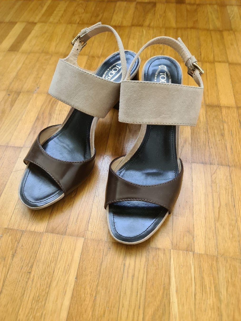 Tod'S Damenschuhe: Tods Tod's Sandalen gr 38.5 – Neu (gemäss Beschreibung) aus Emmenbrücke von gatasalvache