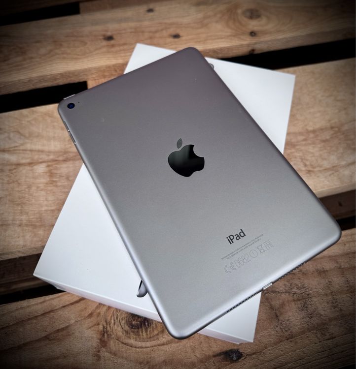 iPad mini4 32GB WiFi （No.008）