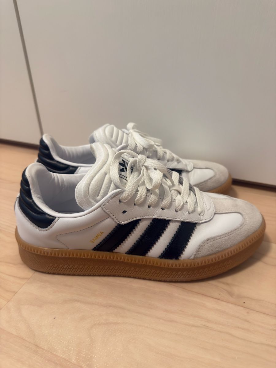 Adidas Damenschuhe: Adidas Samba – Gebraucht aus Siebnen von Body23
