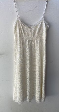 Spitzenkleid weiss/cremefarben Grösse 40 Claudie Pierlot