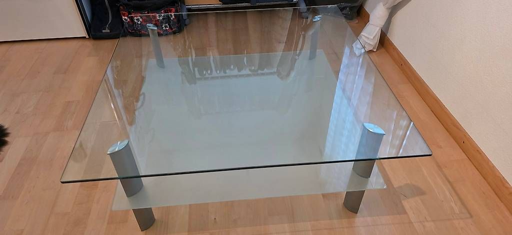 Tische: Glastisch 2 lagig – Gebraucht aus Hägendorf von RIBE60 1
