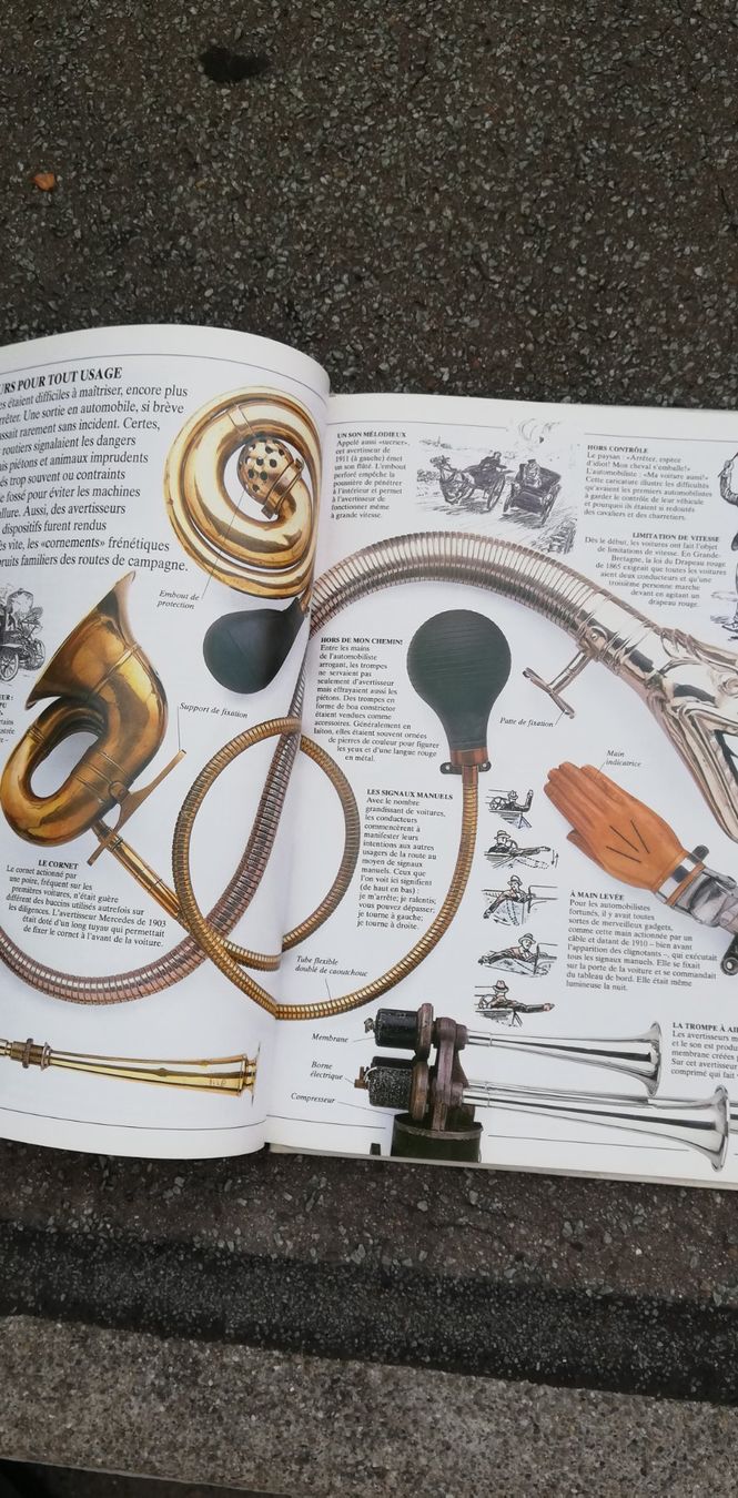 Libri: Un Moteur Et Quatre Roues – Usato da Thun venduto da Matthias72 4