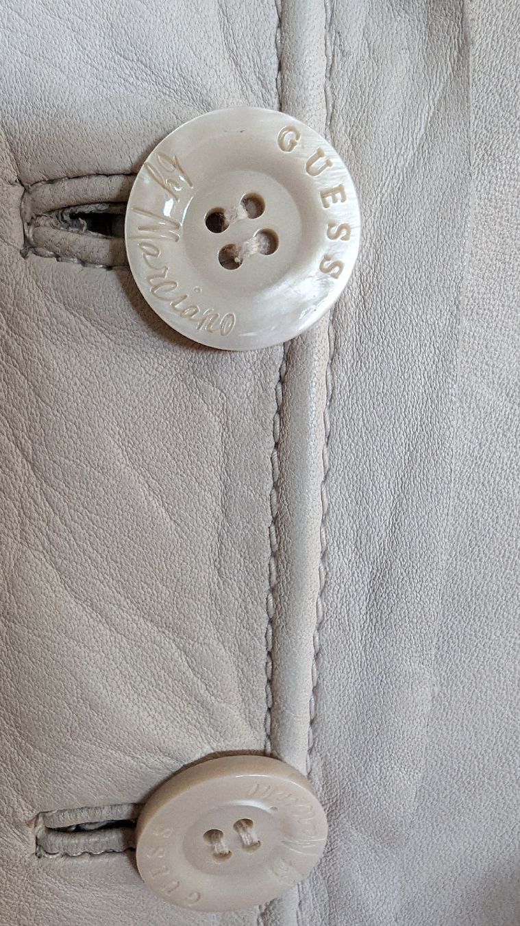 Guess Jacken: Leder Jacket Guess – Gebraucht aus Winterthur von losa_p966 3