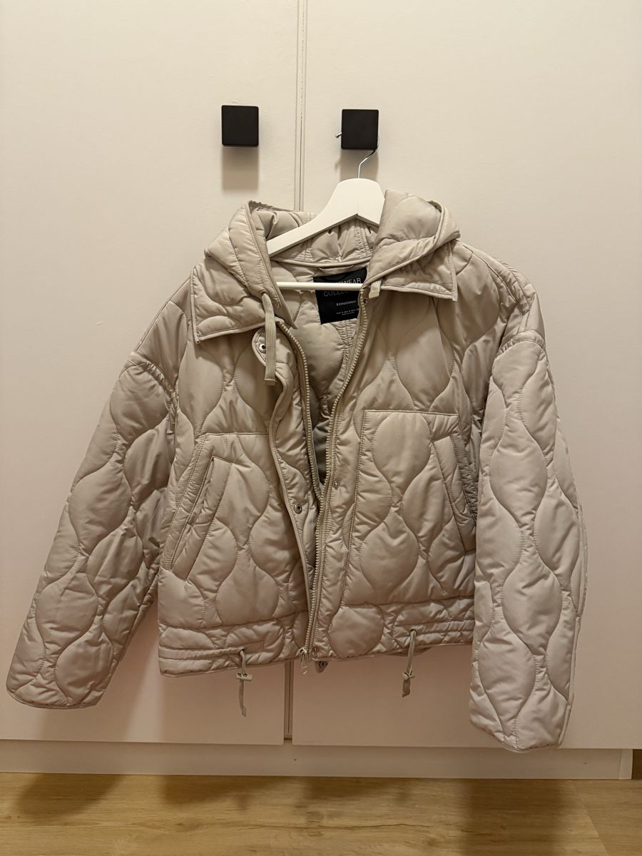 Stradivarius Jacken: Stradivarius Steppjacke – Gebraucht aus Thun von Julia1406
