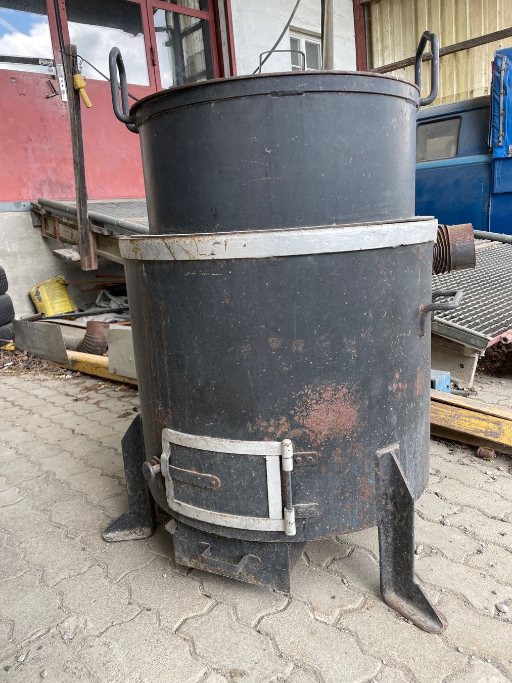 Elettrodomestici da cucina: Militär Feldküche Gulasch Kanone – Usato da Bachenbülach venduto da Simivk