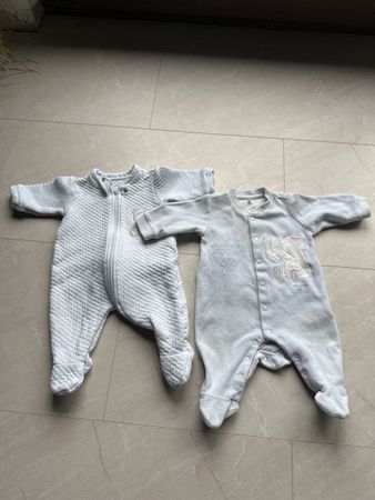 2 Babystrampler Blau