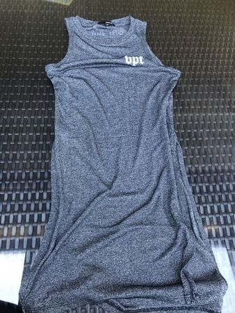 Mädchen langes T-Shirt mit Glitzer XS seitlich offen